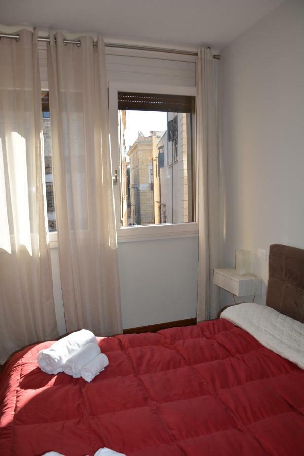 Pensión My Way - - Palazzo San Matteo Palermo